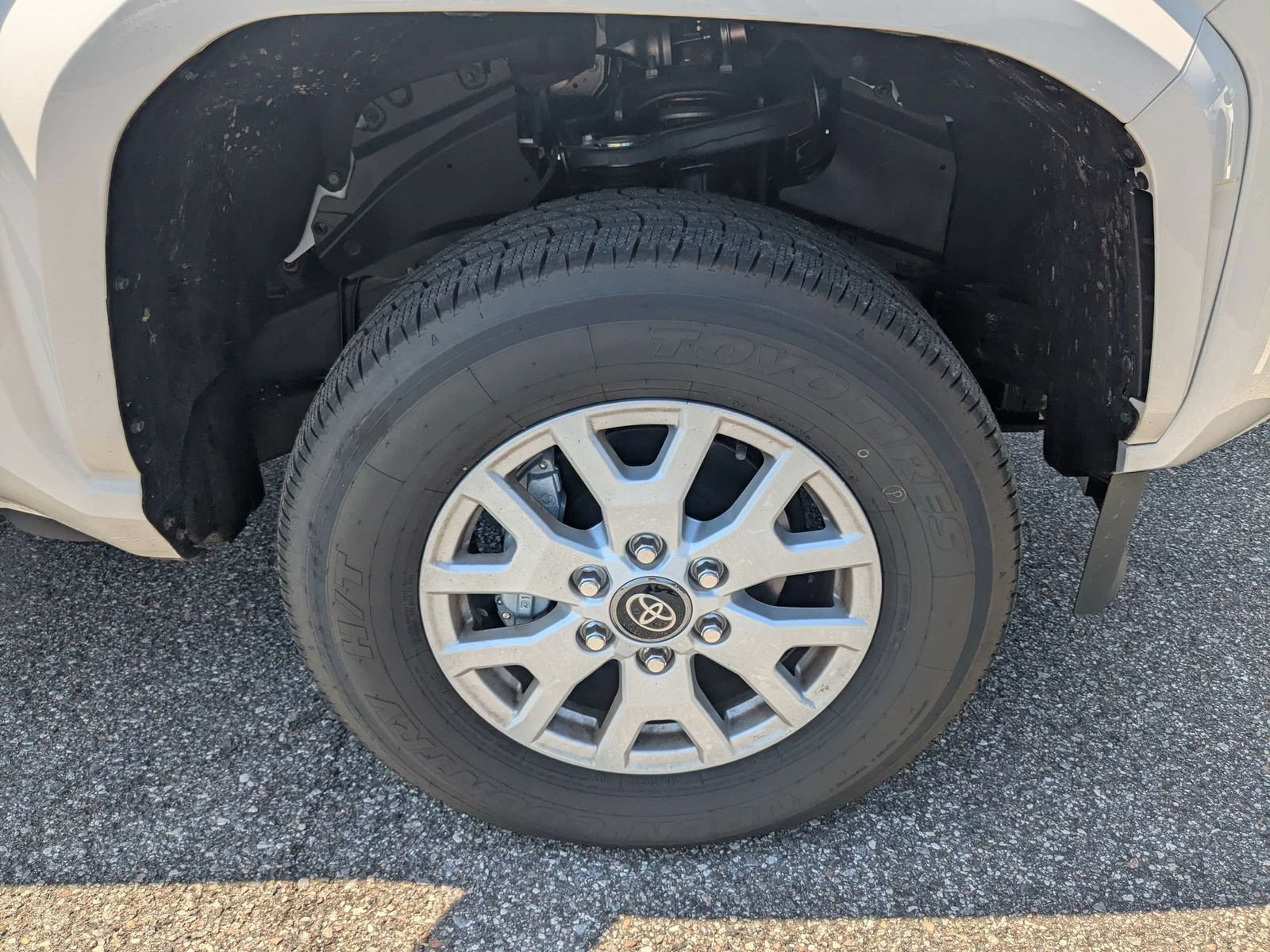 Used 2025 Toyota Tacoma SR w/ SR Upgrade Package RWD image 11