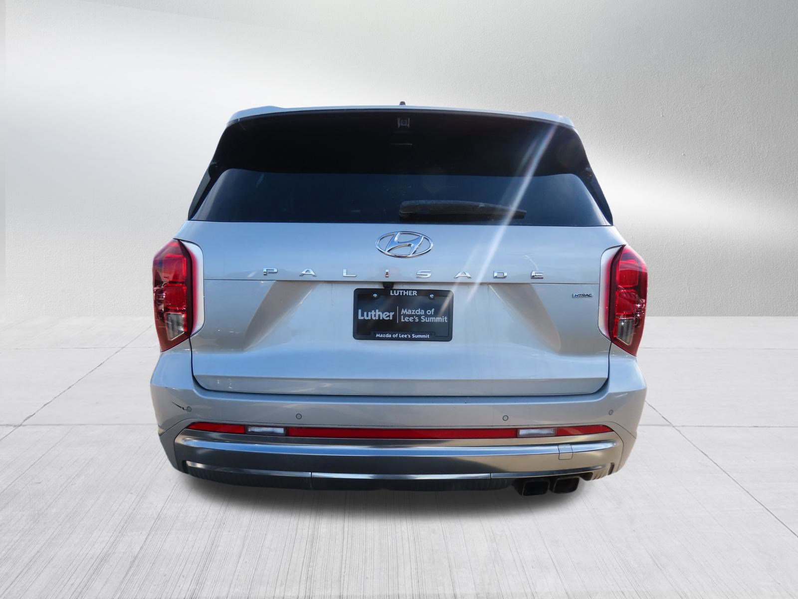 Used 2023 Hyundai Palisade Calligraphy image 6