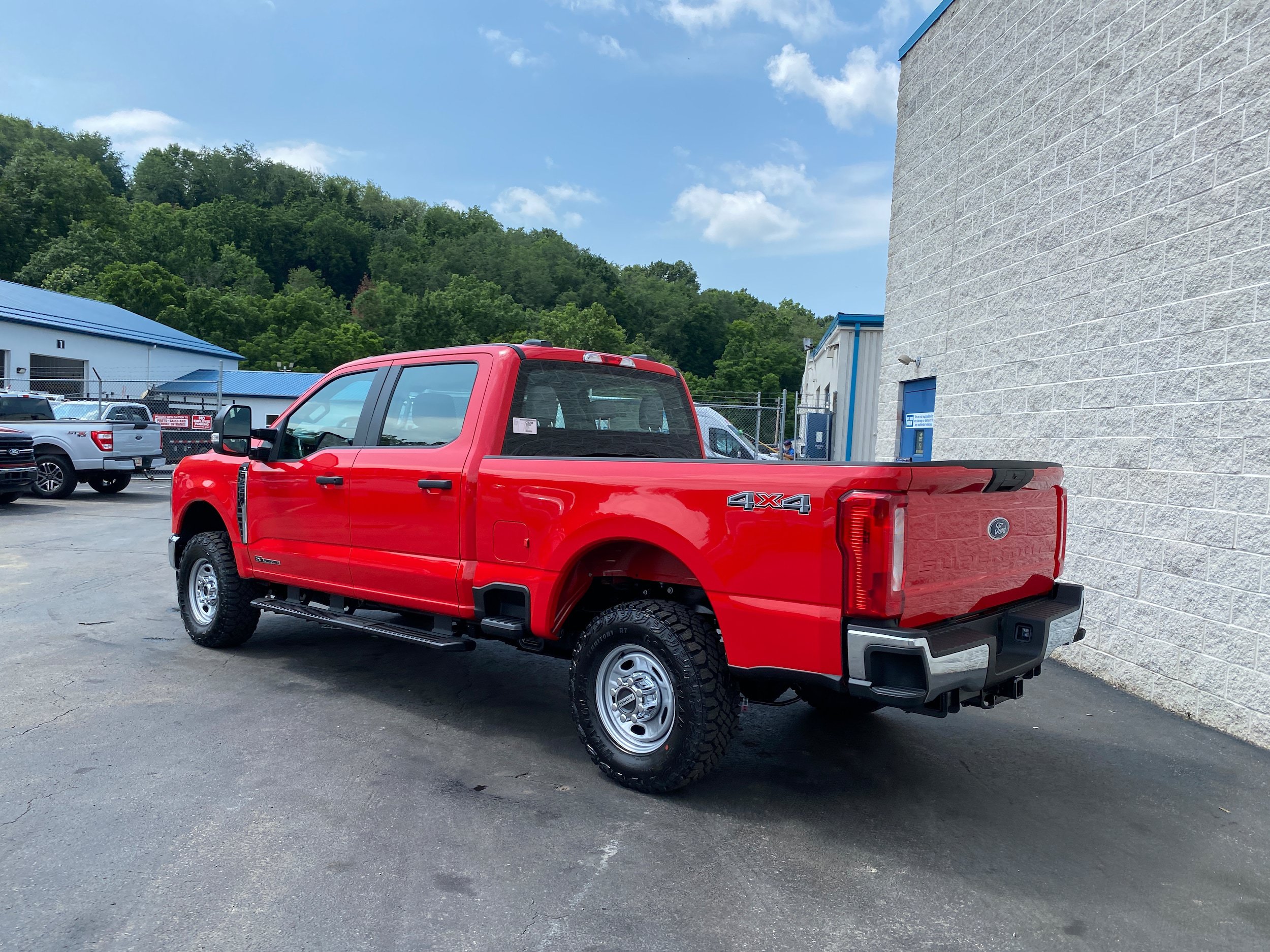 New 2026 Ford F250 XL AWD/4WD image 8