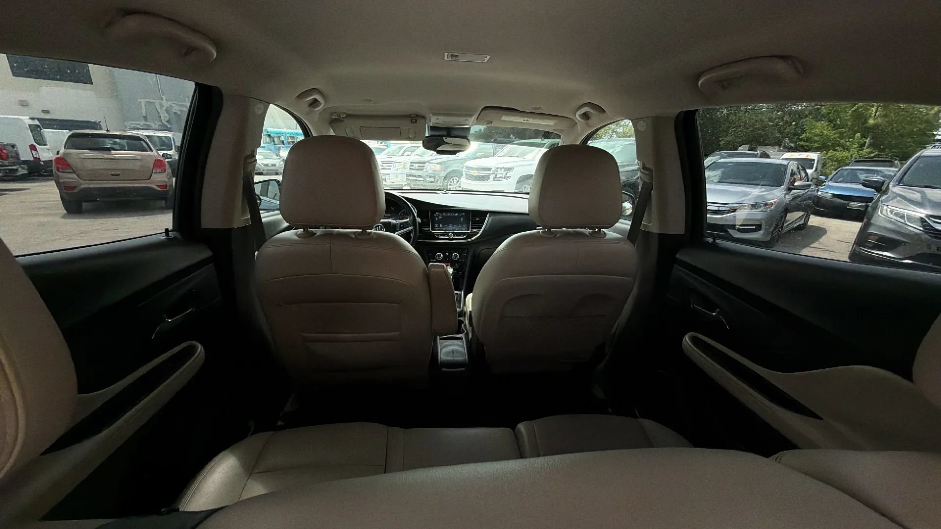 Used 2017 Buick Encore Essence FWD image 10