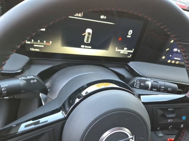 New 2026 Nissan Kicks SR w/ Cold Weather Package image 23