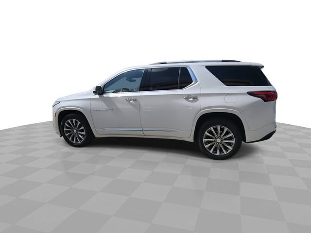 Used 2023 Chevrolet Traverse Premier AWD/4WD image 6