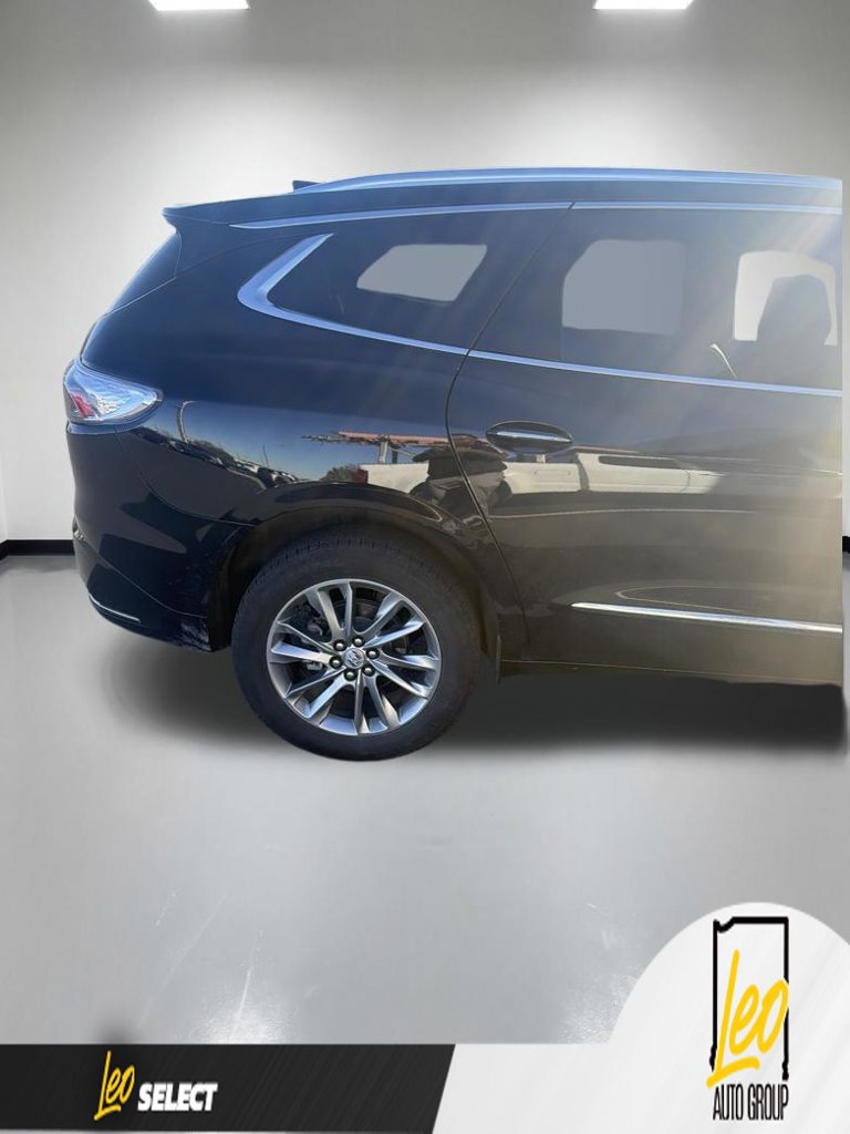 Used 2024 Buick Enclave Avenir w/ Avenir Technology Package AWD/4WD image 6