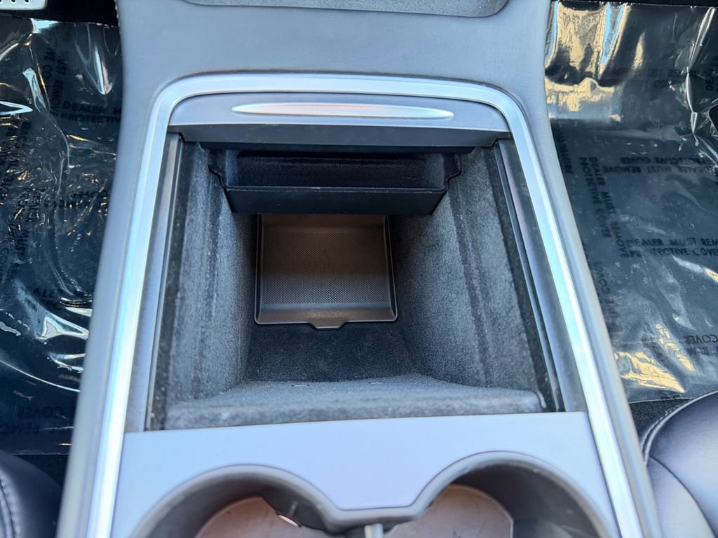 Used 2021 Tesla Model Y Performance image 16