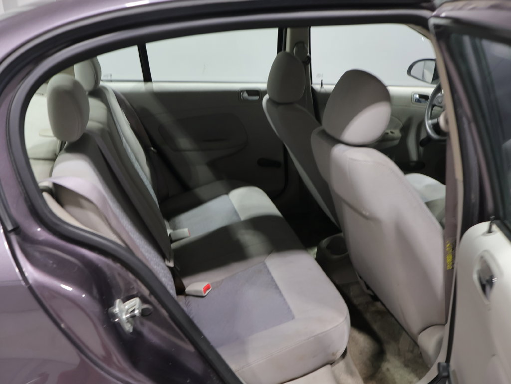 Used 2006 Chevrolet Cobalt LS FWD image 8
