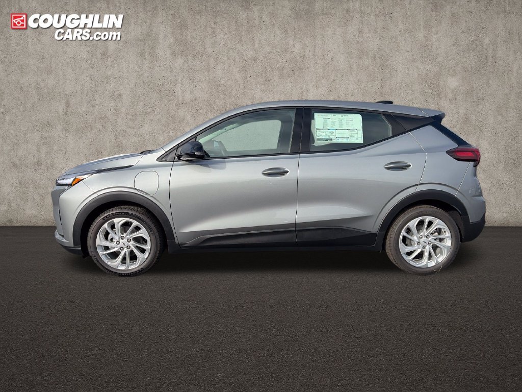 New 2027 Chevrolet Bolt LT FWD image 4