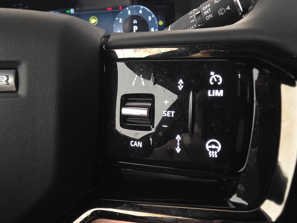 Certified 2024 Land Rover Range Rover Evoque S AWD/4WD image 23