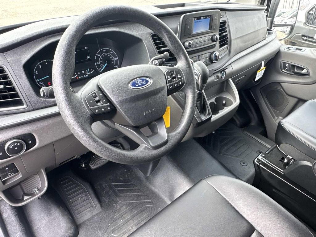 New 2025 Ford Transit 250 Low Roof image 7