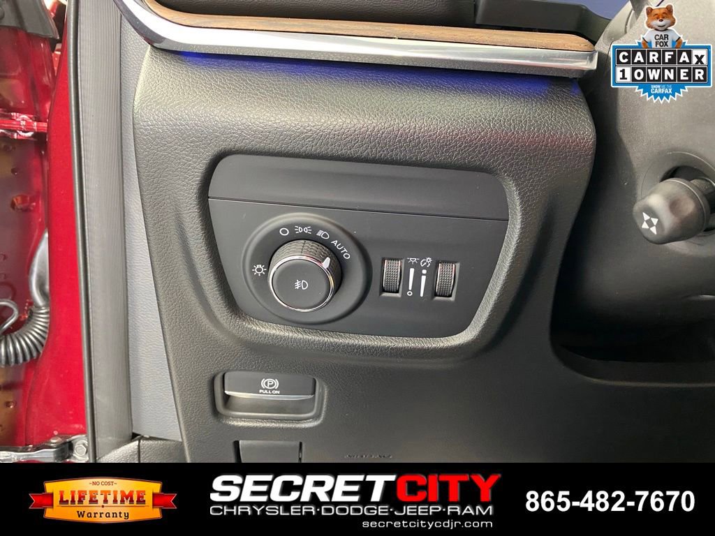 Used 2025 Jeep Grand Cherokee Summit w/ Adv Protech Group IV AWD/4WD image 14