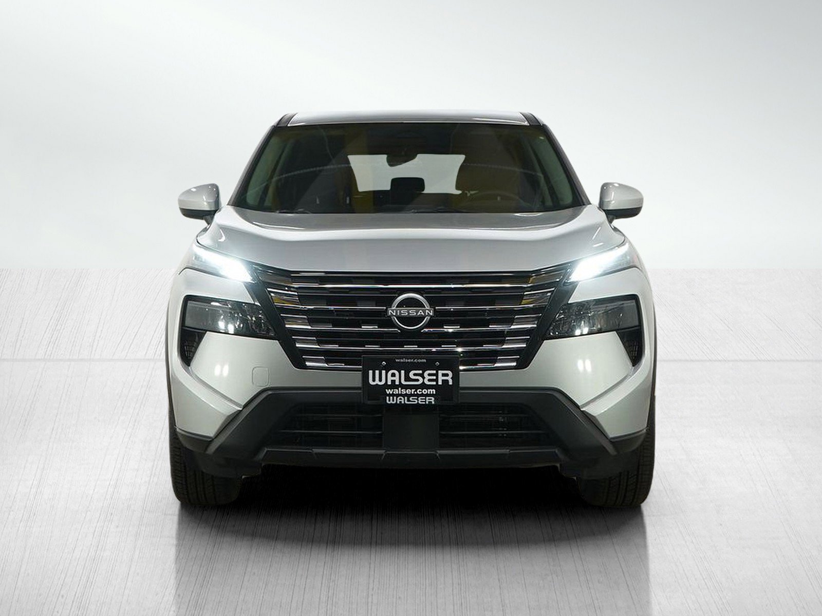 Used 2025 Nissan Rogue SV image 8