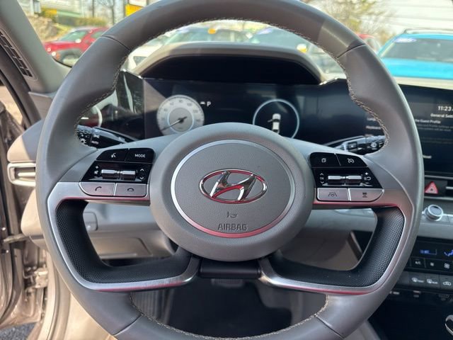 Certified 2023 Hyundai Elantra SEL w/ Convenience Package image 11