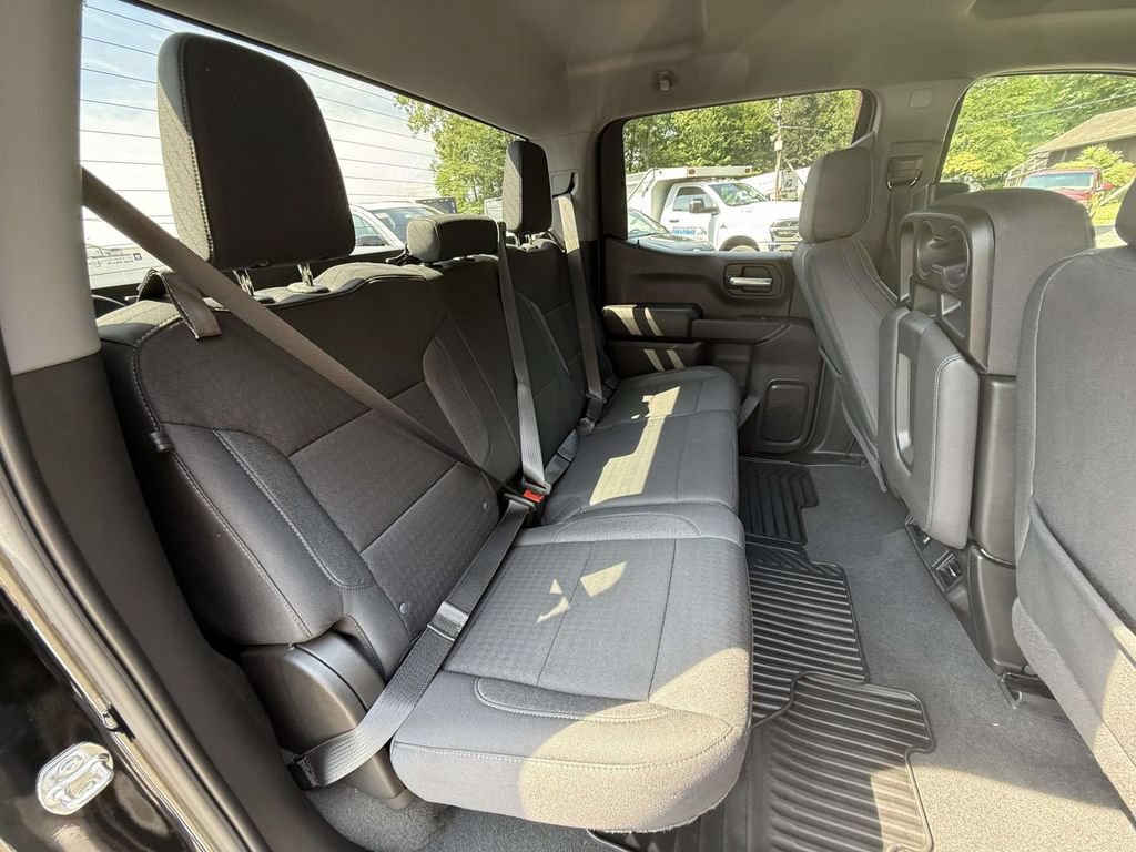 Used 2026 Chevrolet Silverado 1500 Custom AWD/4WD image 10