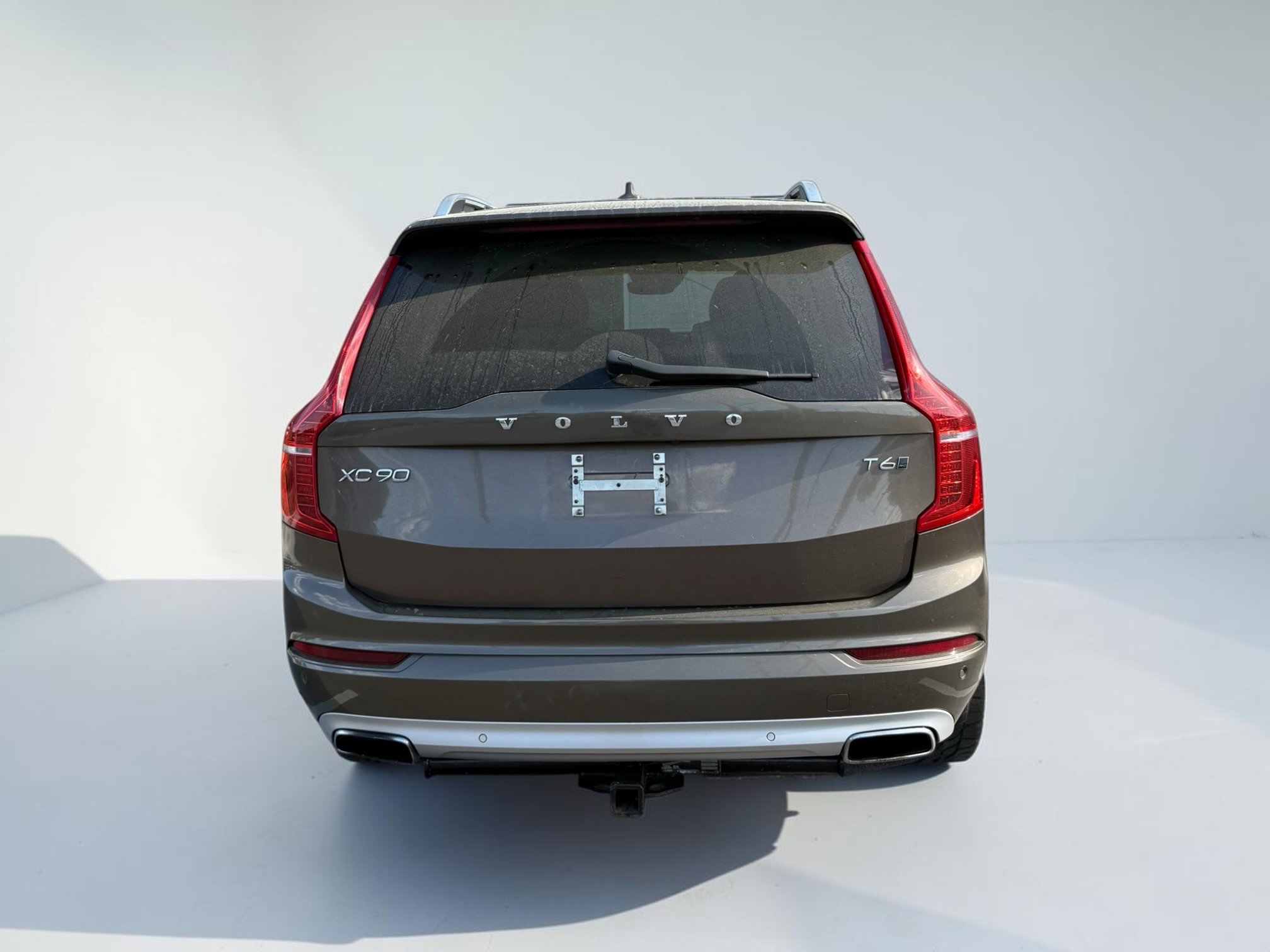 Used 2017 Volvo XC90 T6 Momentum w/ Vision Package image 4