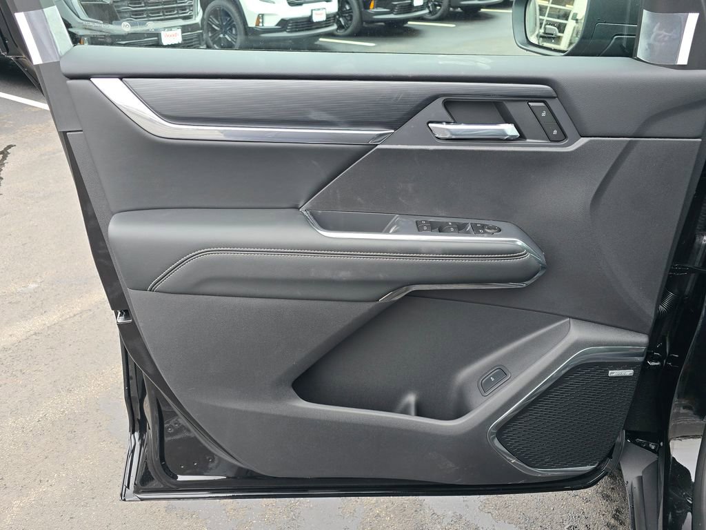 New 2025 GMC Acadia Elevation w/ Super Cruise Package image 11