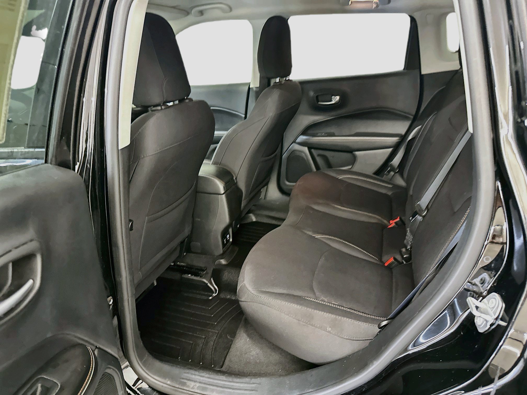 Used 2019 Jeep Compass Sport AWD/4WD image 29
