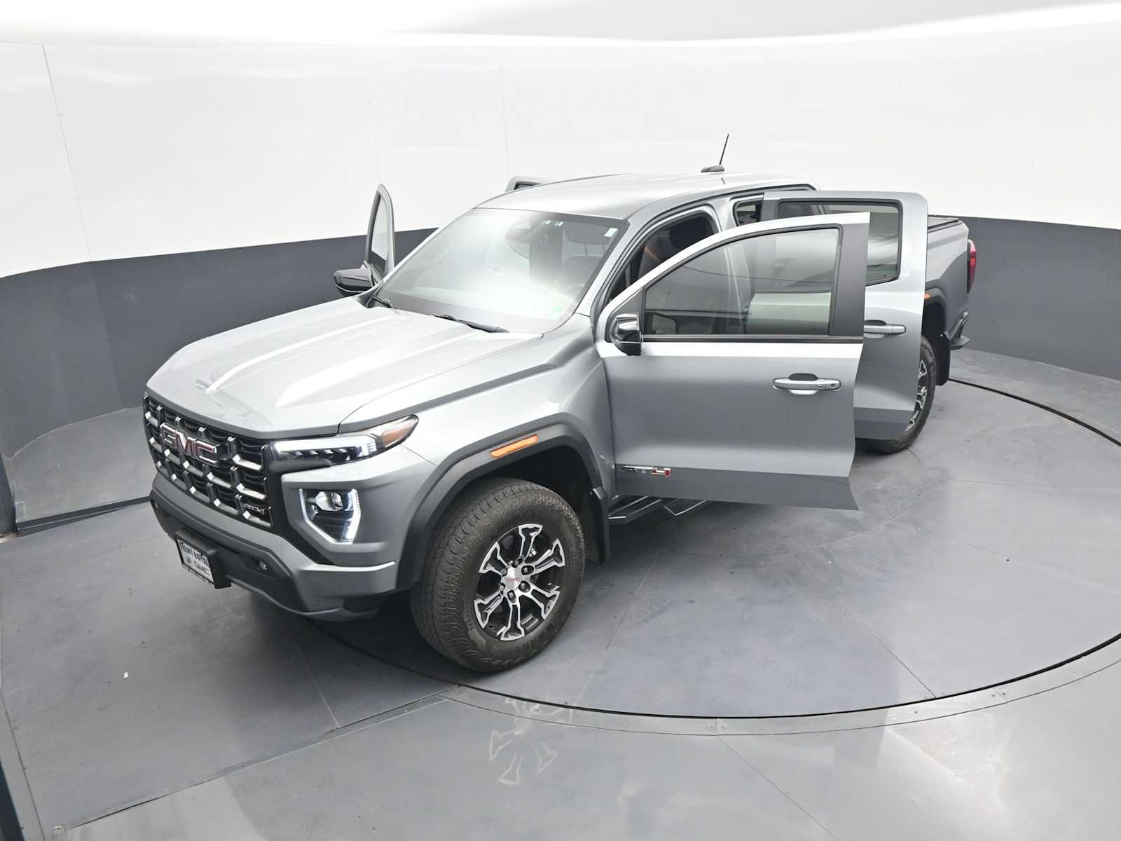 Used 2024 GMC Canyon AT4 w/ Technology Package AWD/4WD image 56