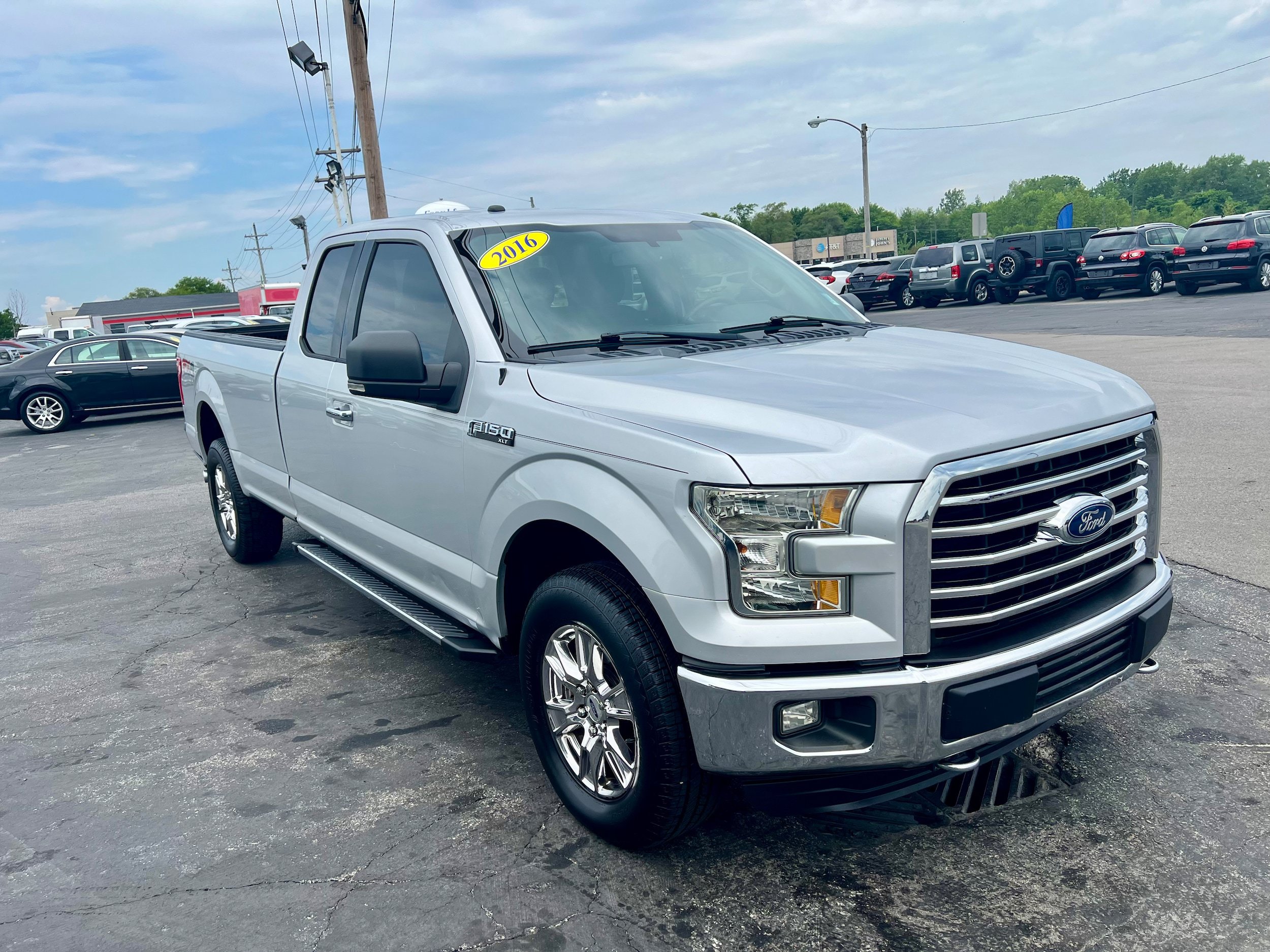 Used 2016 Ford F150 XLT w/ Equipment Group 302A Luxury AWD/4WD image 3