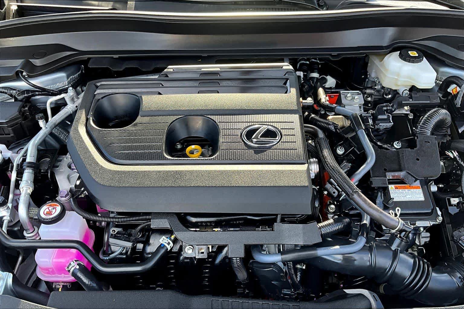 Certified 2025 Lexus UX 300h FWD w/ Accessory Package (Z1) image 30
