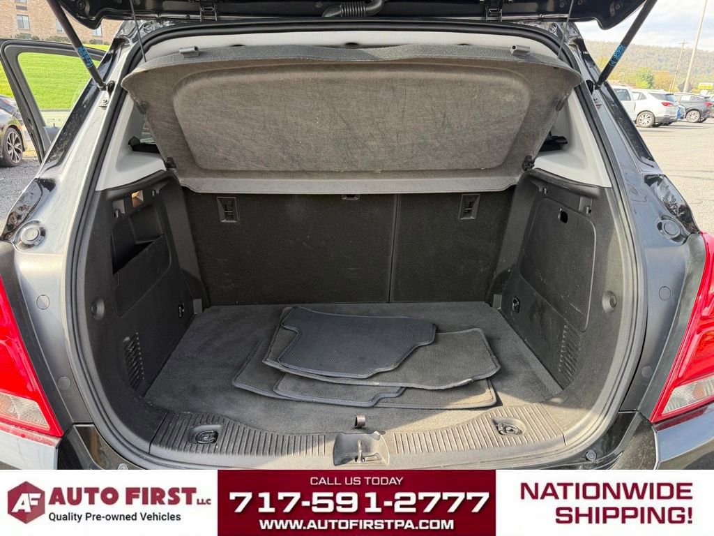 Used 2020 Chevrolet Trax LT image 17