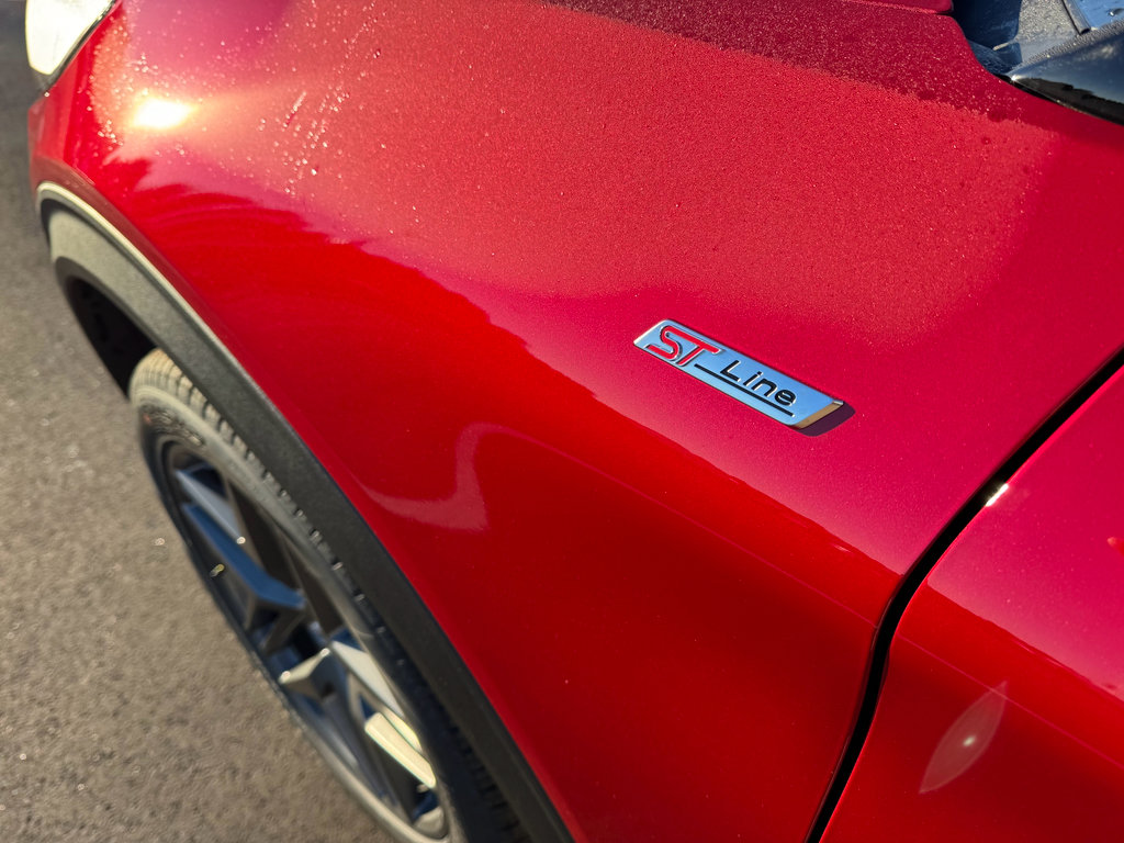 New 2026 Ford Explorer ST-Line image 6