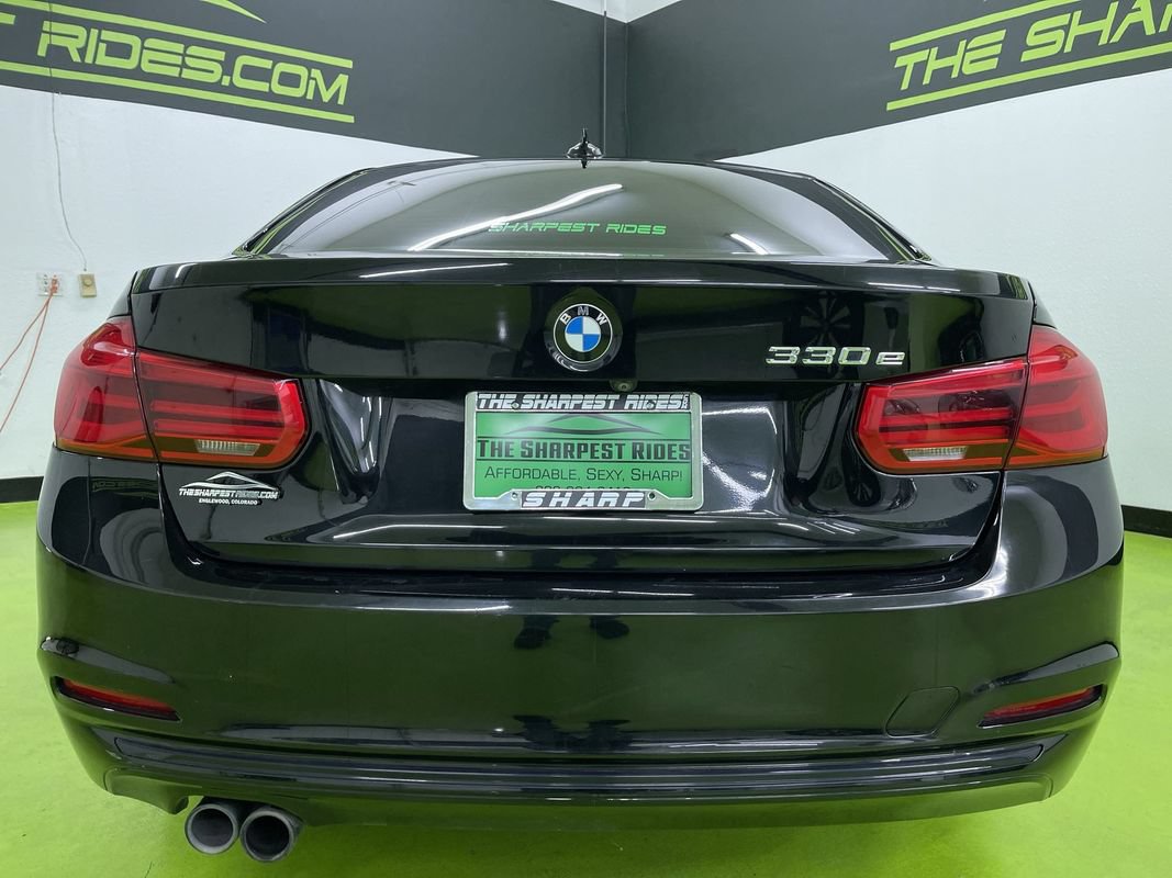 Used 2018 BMW 330e w/ Convenience Package RWD image 8