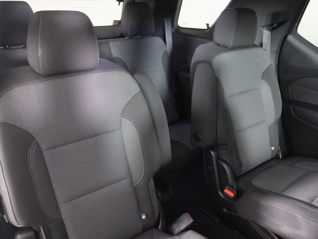 Used 2023 Chevrolet Traverse LT w/ LPO, Floor Liner Package image 34