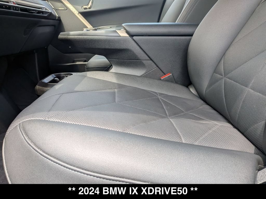 Certified 2024 BMW iX xDrive50 w/ Sport Package AWD/4WD image 19