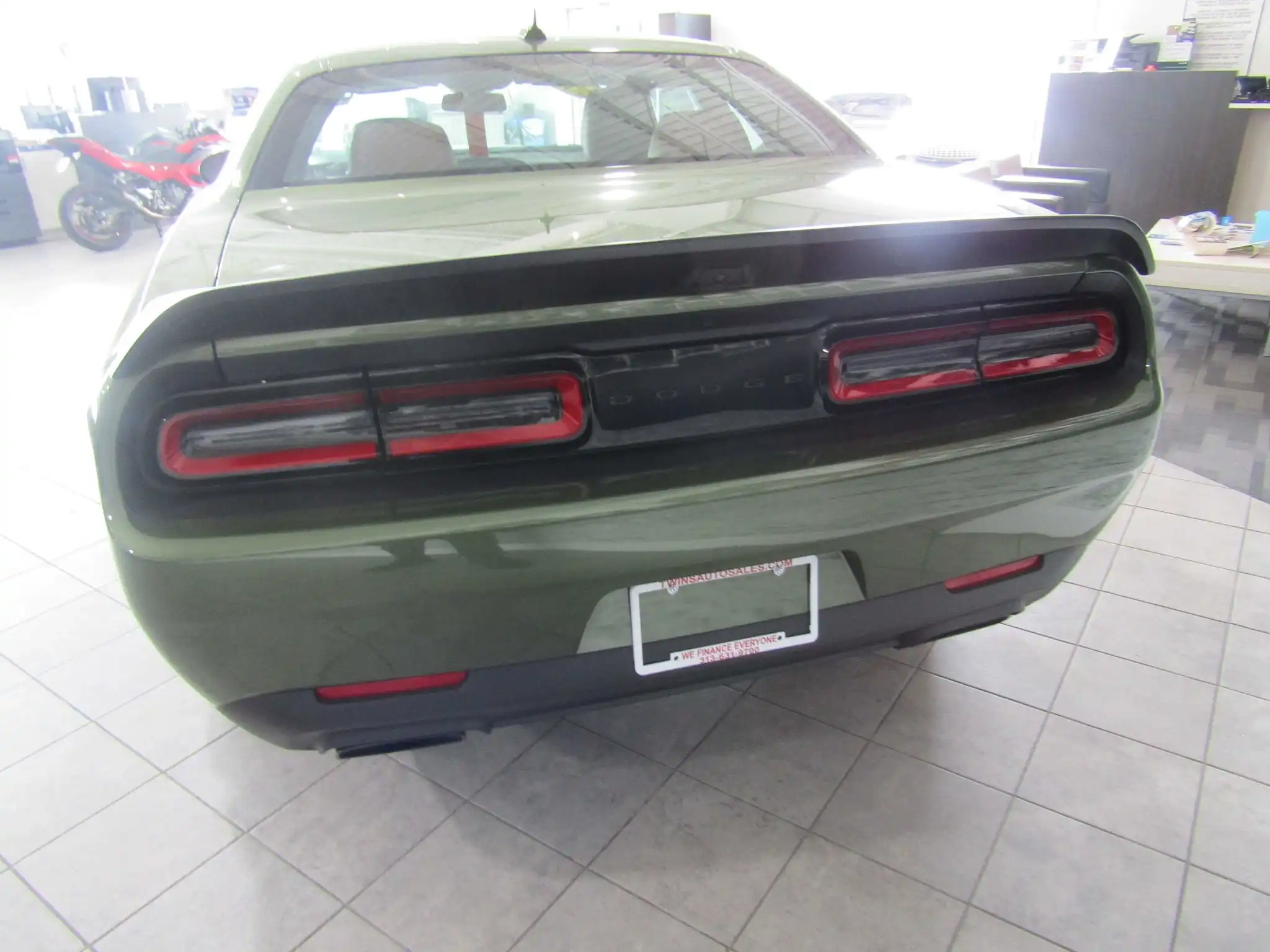Used 2023 Dodge Challenger SRT Hellcat Redeye RWD image 3