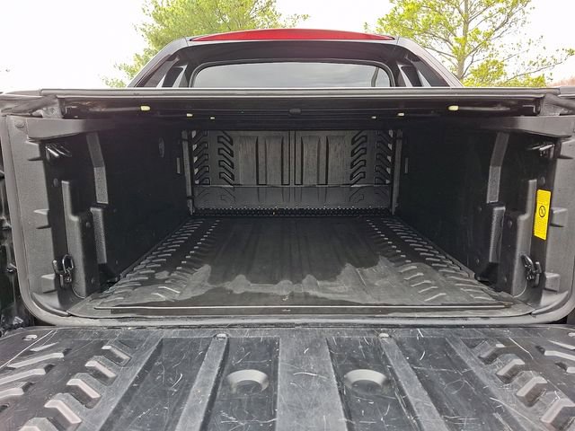 Used 2013 Chevrolet Avalanche LS image 28