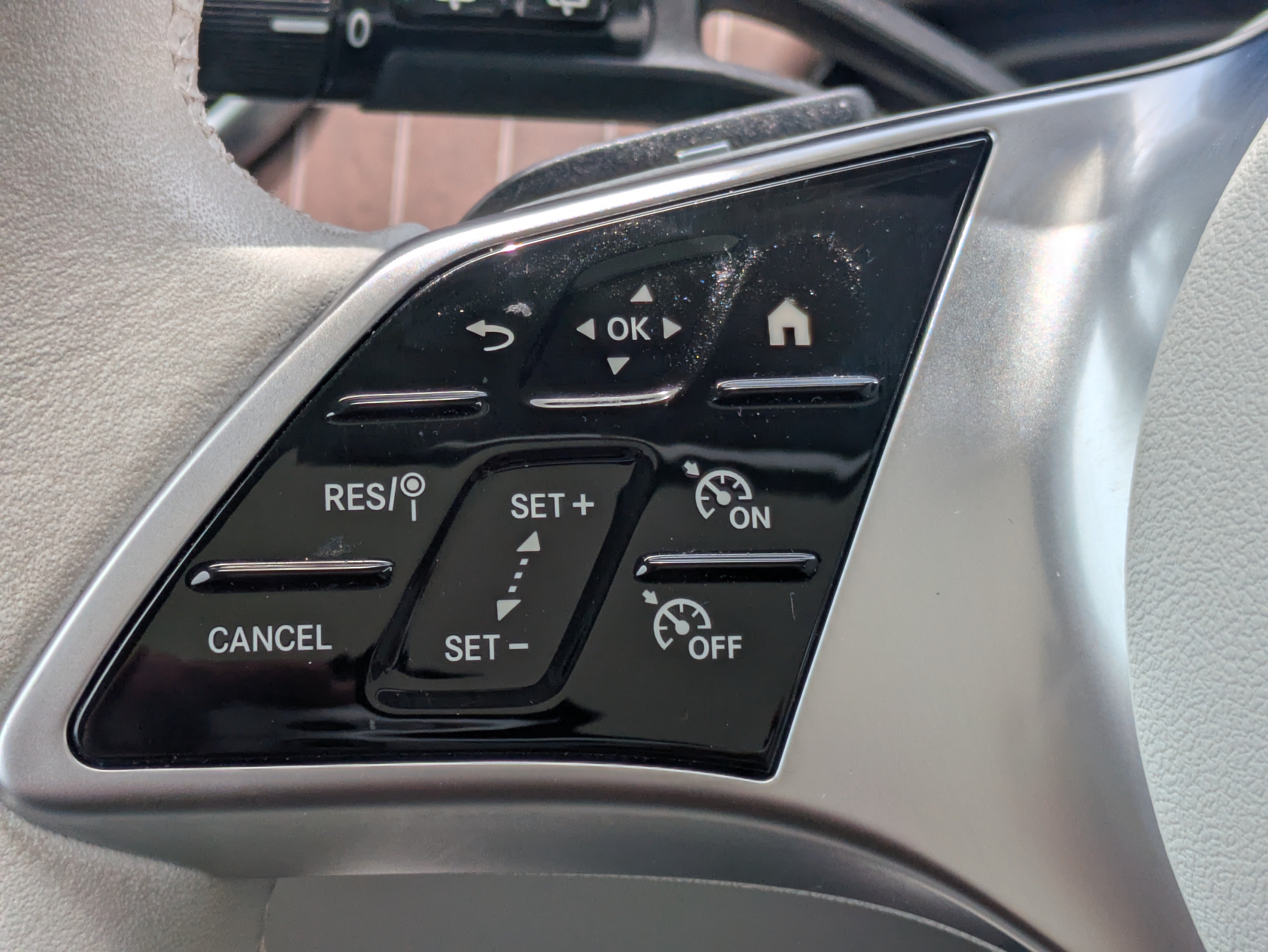 Certified 2023 Mercedes-Benz EQE 350+ SUV image 25