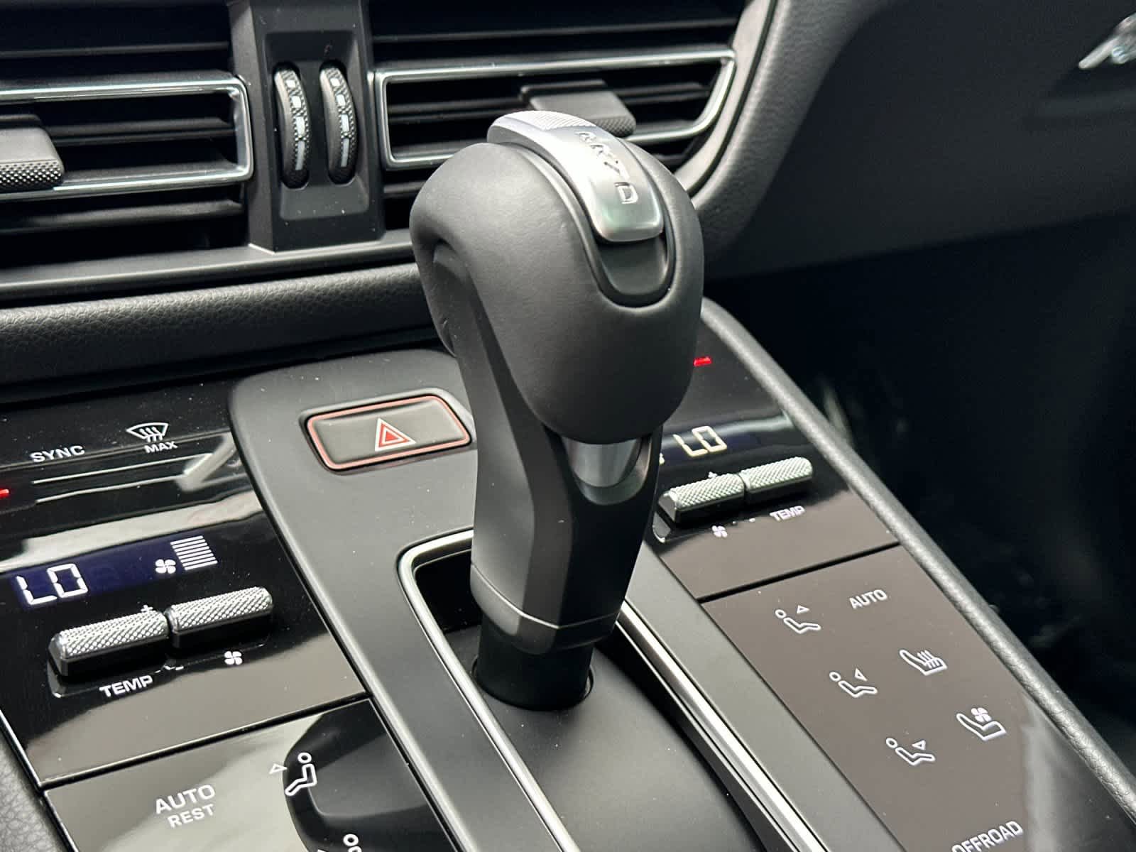 New 2026 Porsche Macan GTS image 25