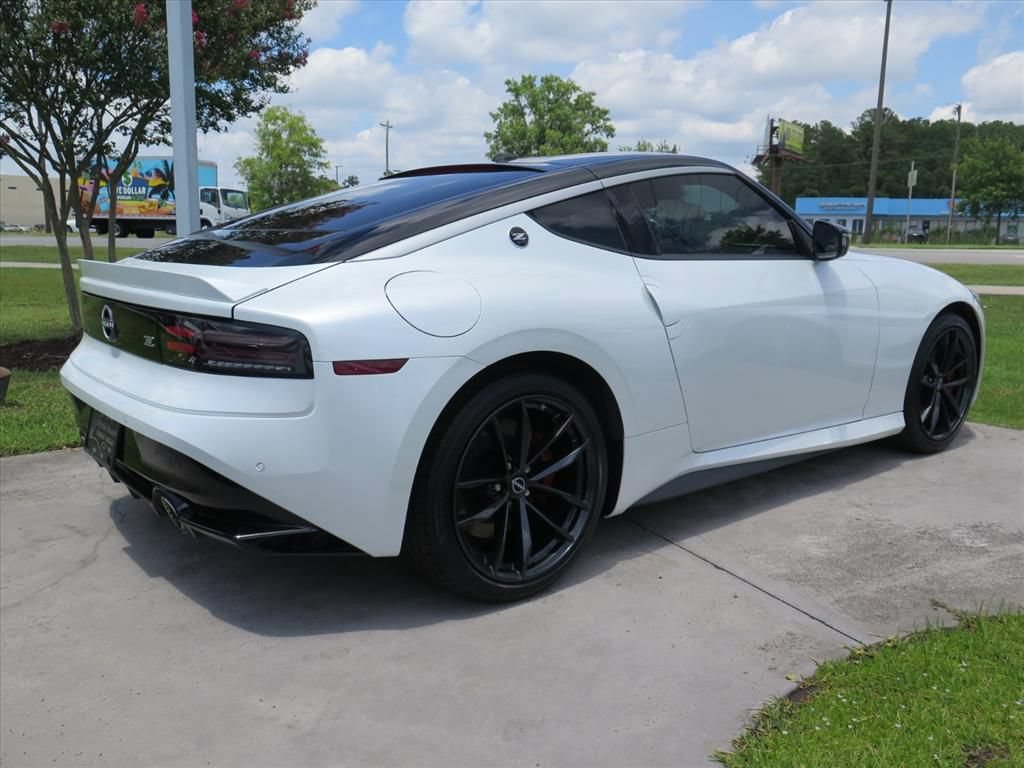 Used 2024 Nissan Z Performance w/ Floor Mat Package RWD image 3