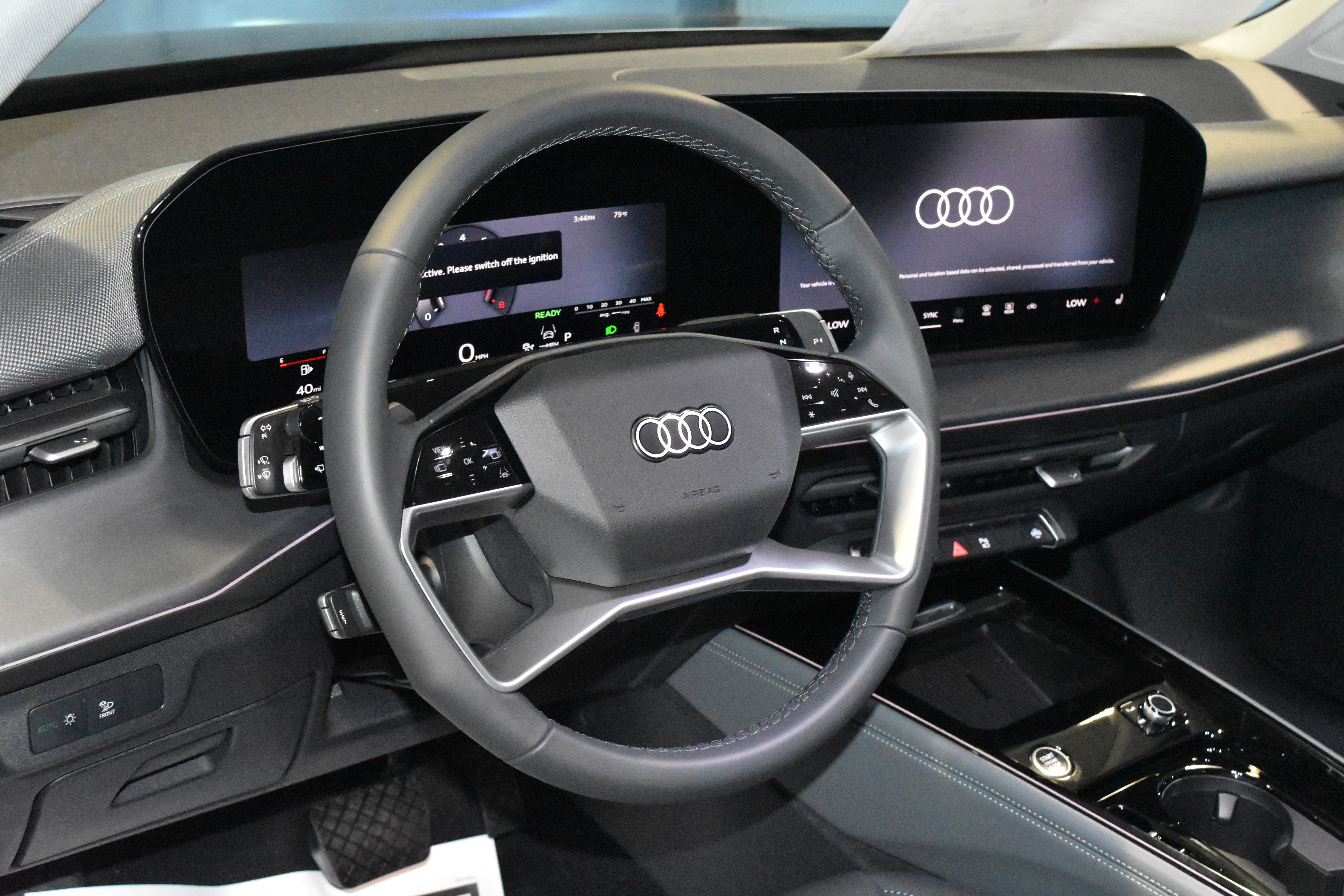New 2026 Audi Q3 quattro 2.0T AWD/4WD image 2
