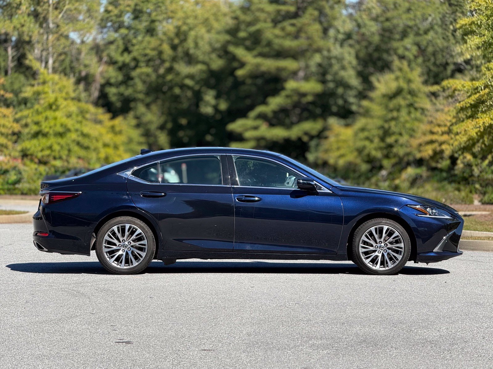 Used 2019 Lexus ES 350 w/ Premium Package FWD image 12