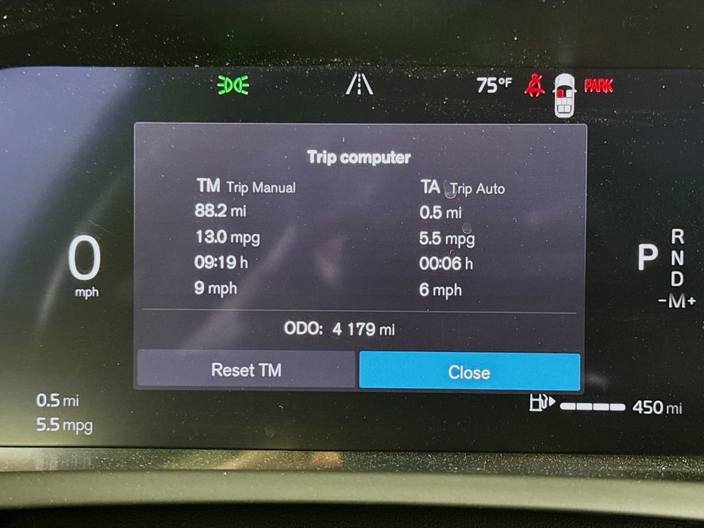 Certified 2025 Volvo XC90 B5 Core w/ Protection Package Premier image 12