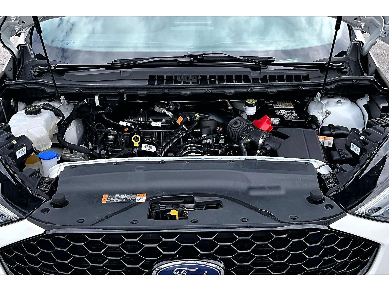 Used 2022 Ford Edge ST-Line w/ Class II Trailer Tow Package AWD/4WD image 50