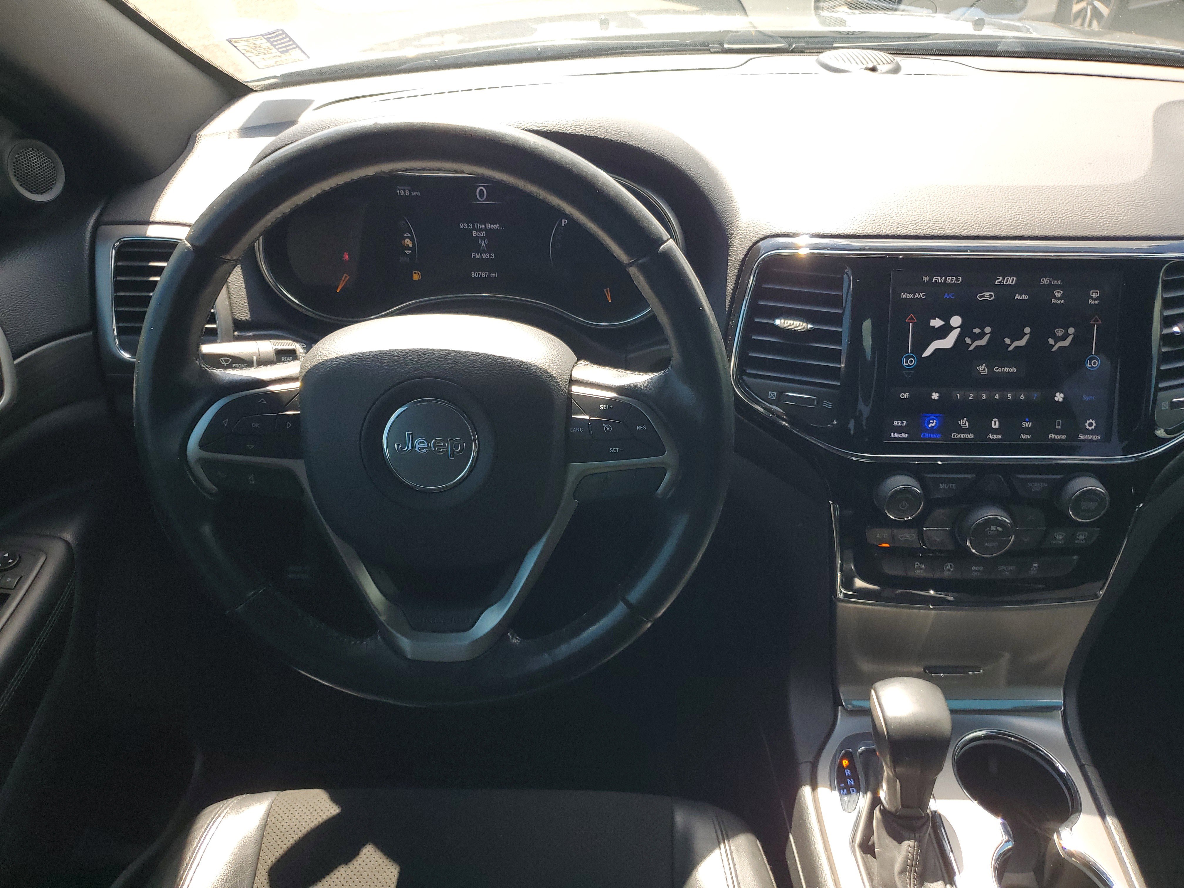 Used 2020 Jeep Grand Cherokee Laredo w/ Laredo X Package image 23