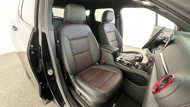 Used 2025 Chevrolet Blazer RS image 48