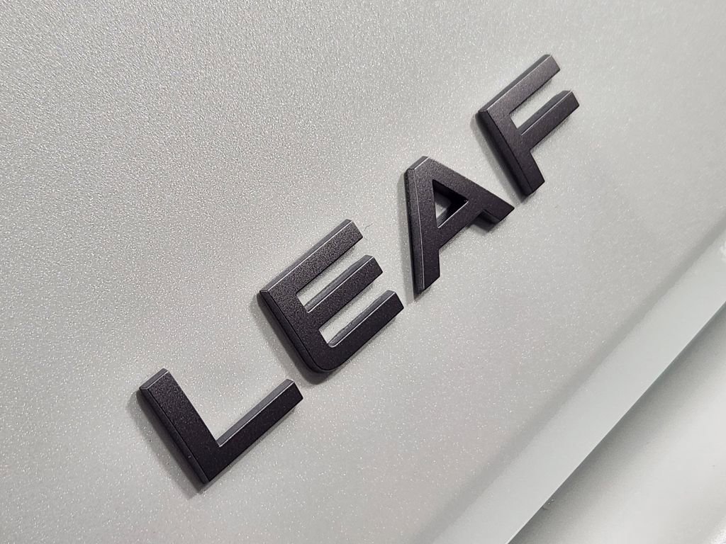 New 2026 Nissan Leaf SV+ image 8