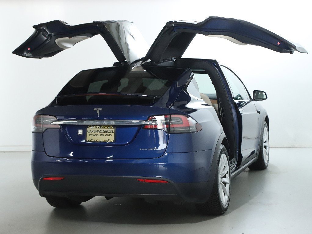 Used 2020 Tesla Model X Long Range image 12