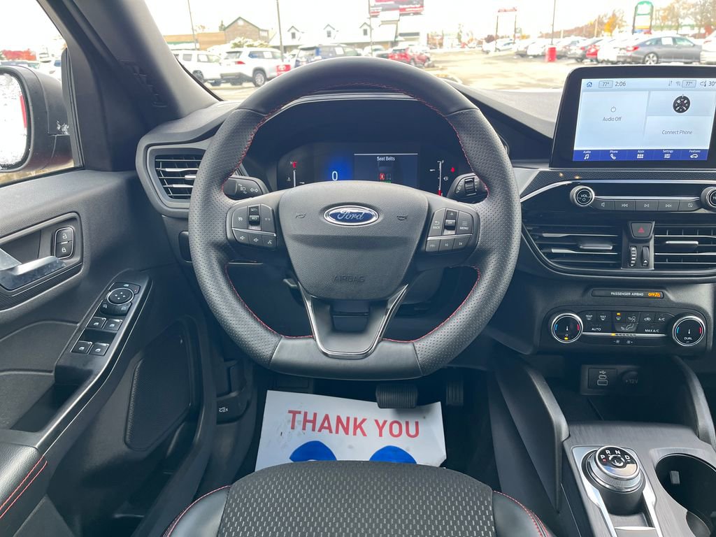 Used 2025 Ford Escape ST-Line image 15