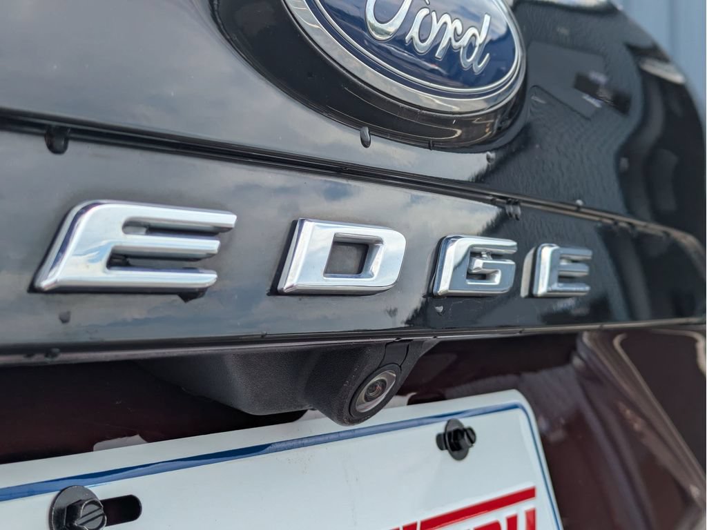 Certified 2023 Ford Edge SEL w/ Convenience Package AWD/4WD image 9
