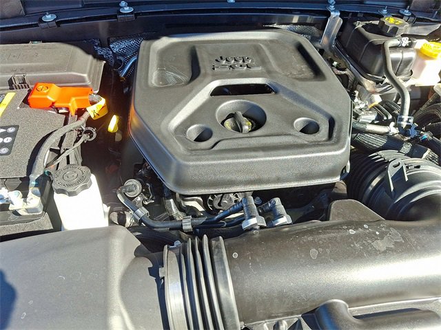 Used 2024 Jeep Wrangler Unlimited Sahara w/ Technology Group image 28