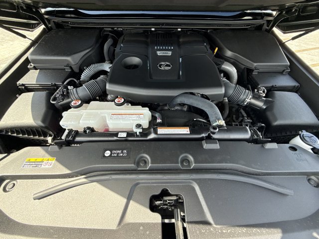 Certified 2025 Lexus GX 550 w/ Cold Area Package AWD/4WD image 28