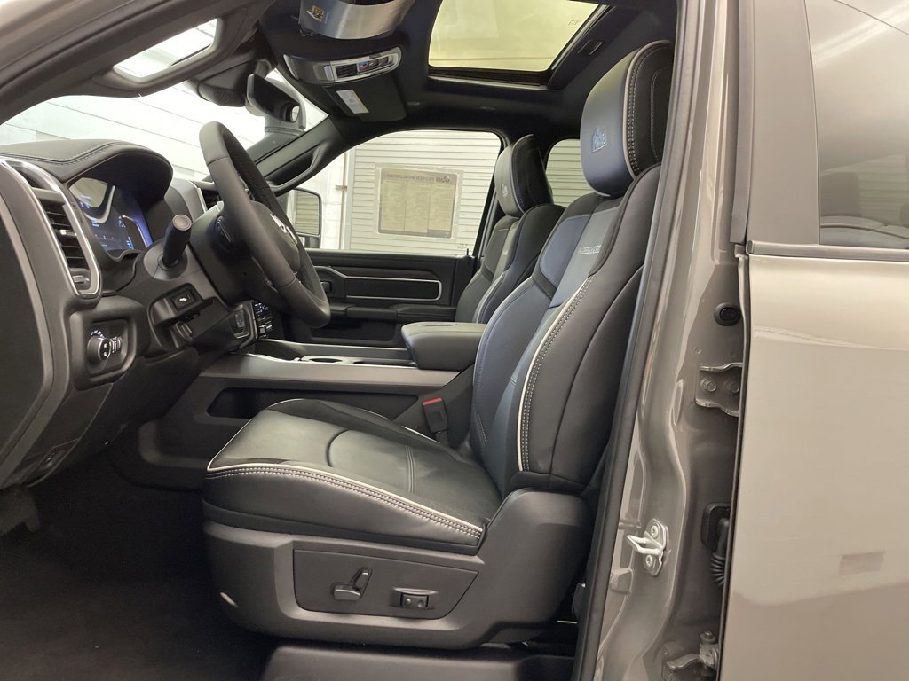 New 2025 RAM 2500 Laramie image 25