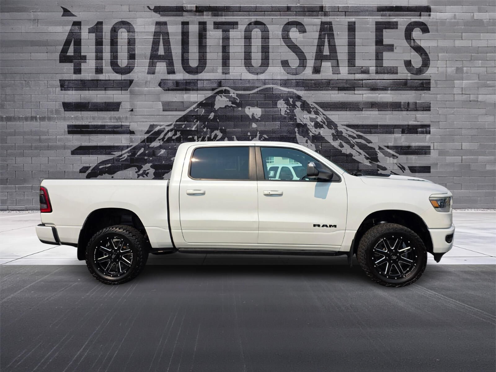 Used 2019 RAM 1500 Sport w/ Advanced Safety Group AWD/4WD image 2