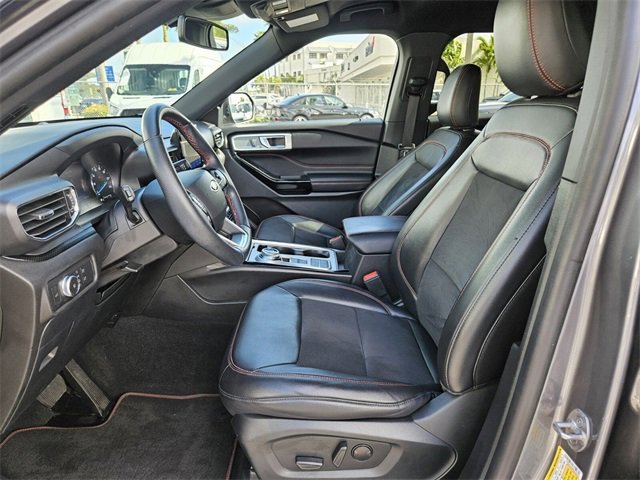 Used 2022 Ford Explorer ST-Line image 4