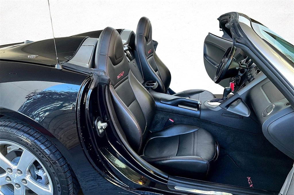 Used 2008 Pontiac Solstice GXP w/ Premium Package image 22