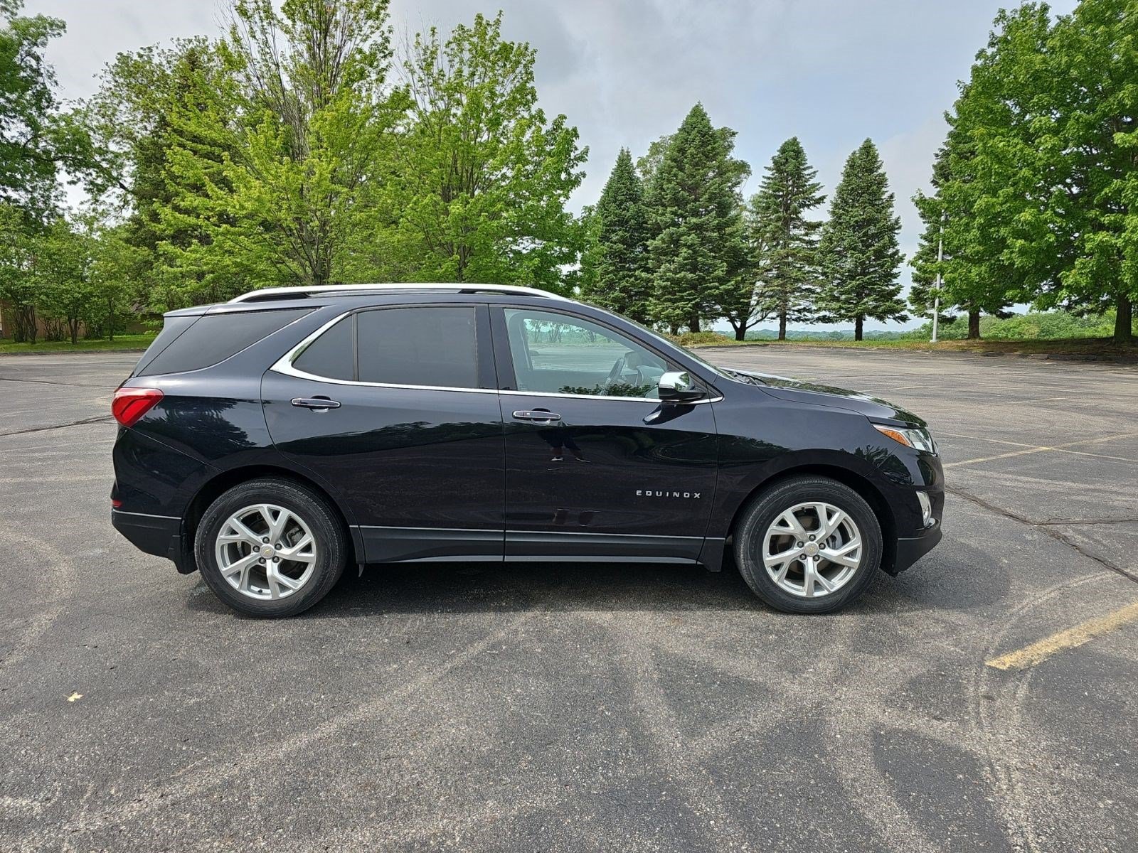 Used 2020 Chevrolet Equinox Premier AWD/4WD image 7