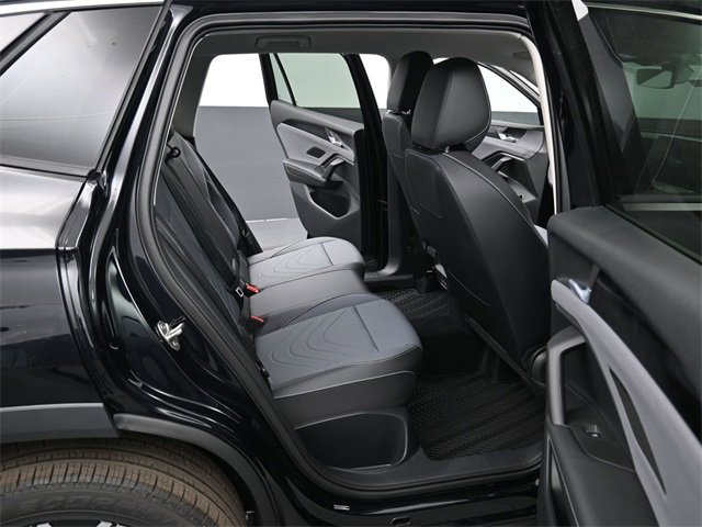 New 2026 Volkswagen Tiguan SE image 13